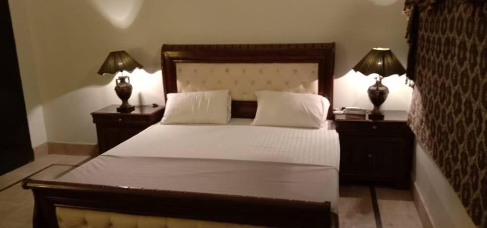 The Royal Palace Guest House Hyderabad Eksteriør billede